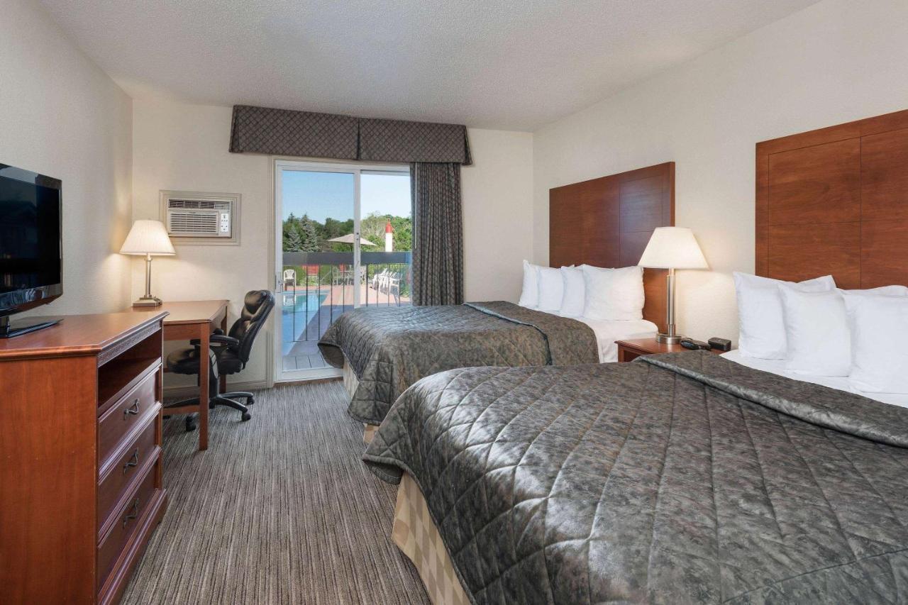 Travelodge By Wyndham גאנאנוק מראה חיצוני תמונה